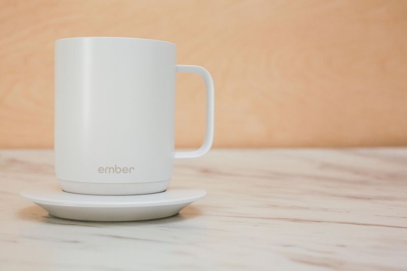 Ember ceramic mug keeps beverages at optimal temperature