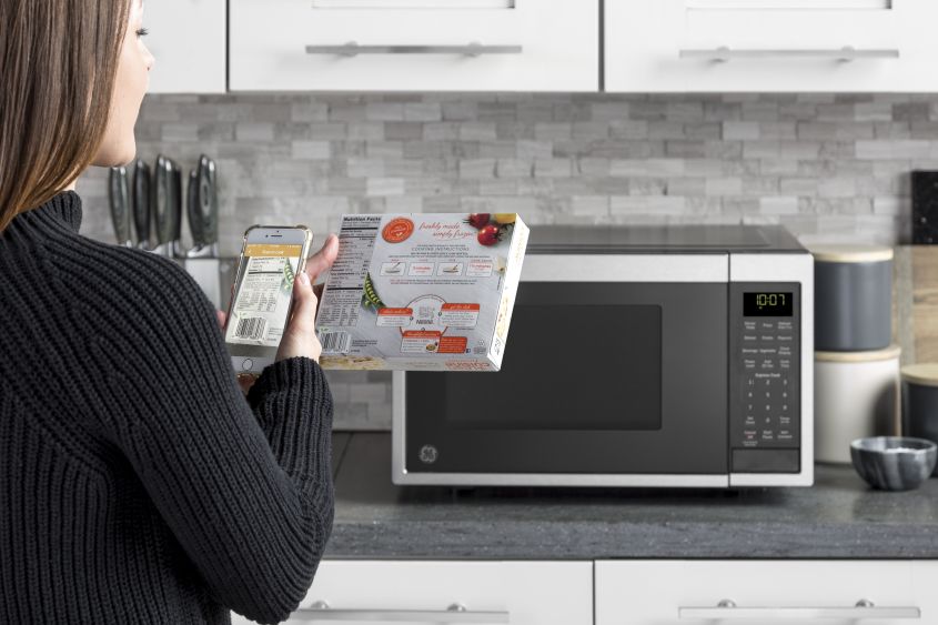 Ge Smart Countertop Microwave Comes With Scan To Cook Technology