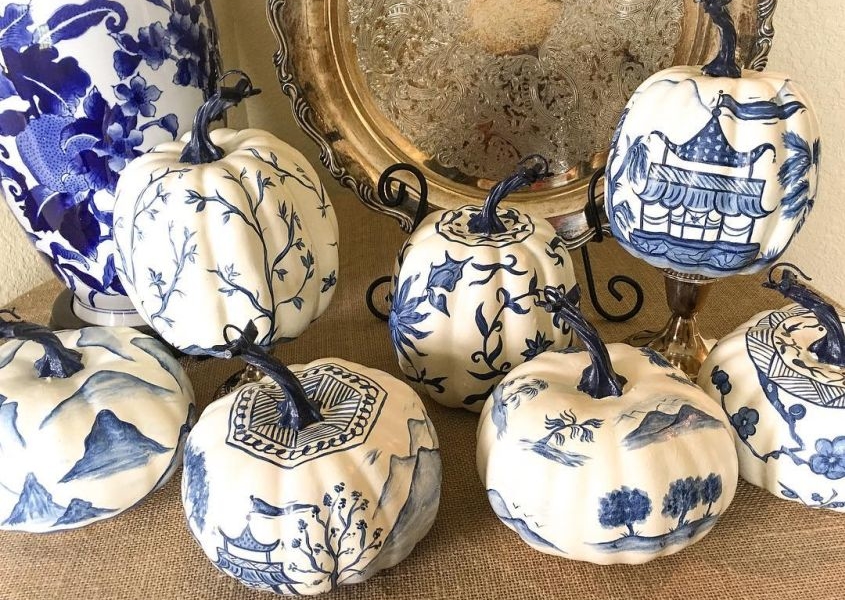 Chinoiserie Pumpkin Decoration Ideas To Steal From Instagram