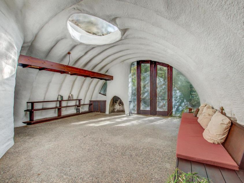 1970s Earth Berm House In Wisconsin Is Up For Sale