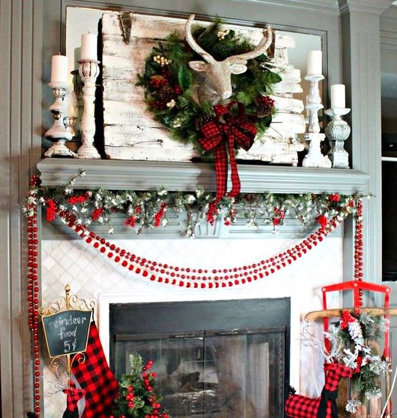 15 Amazing Christmas Fireplace Mantel Decoration Ideas